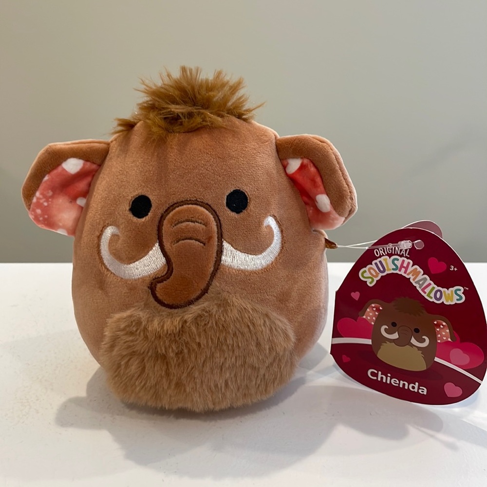 NWT 5” Chienda the Woolly Mammoth with Heart Ears Valentine Squishmallow